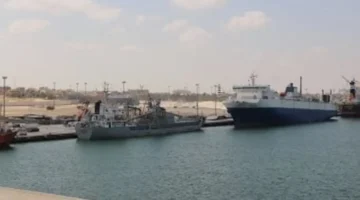 استئناف الحركة الملاحية.. إعادة فتح ميناء العريش البحري بعد تحسن الأحوال الجوية